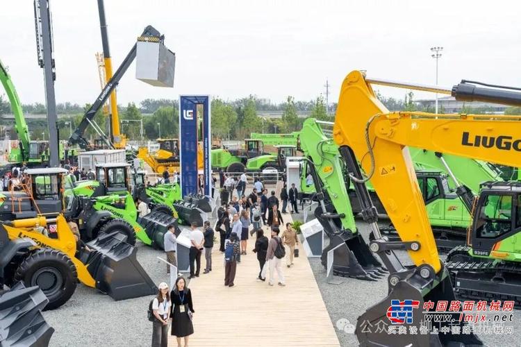 柳工：截至2025年底公司已形成超500家经销商网络，服务网点1300余个